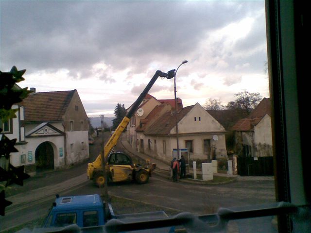 NOVÁ LAMPA (4).jpg