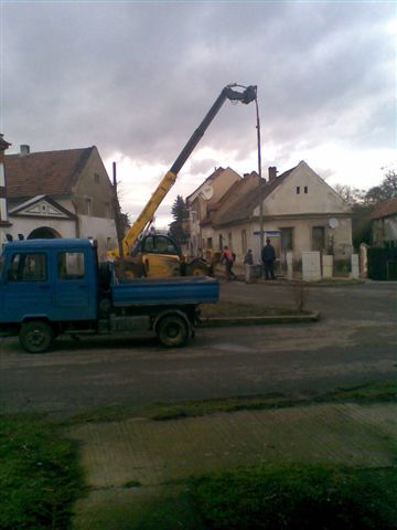 NOVÁ LAMPA (8).jpg