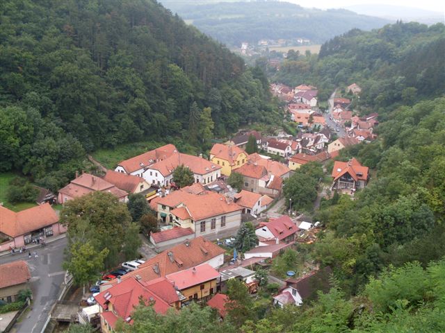 ViŠŇOVÁ (100).JPG